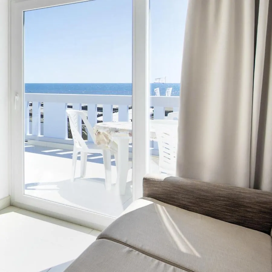 Hotel Capri & Residence Lido di Camaiore 3*,