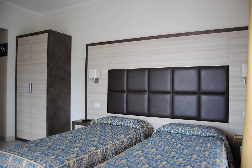 Hotel Capri & Residence Lido di Camaiore 3*,  Italy